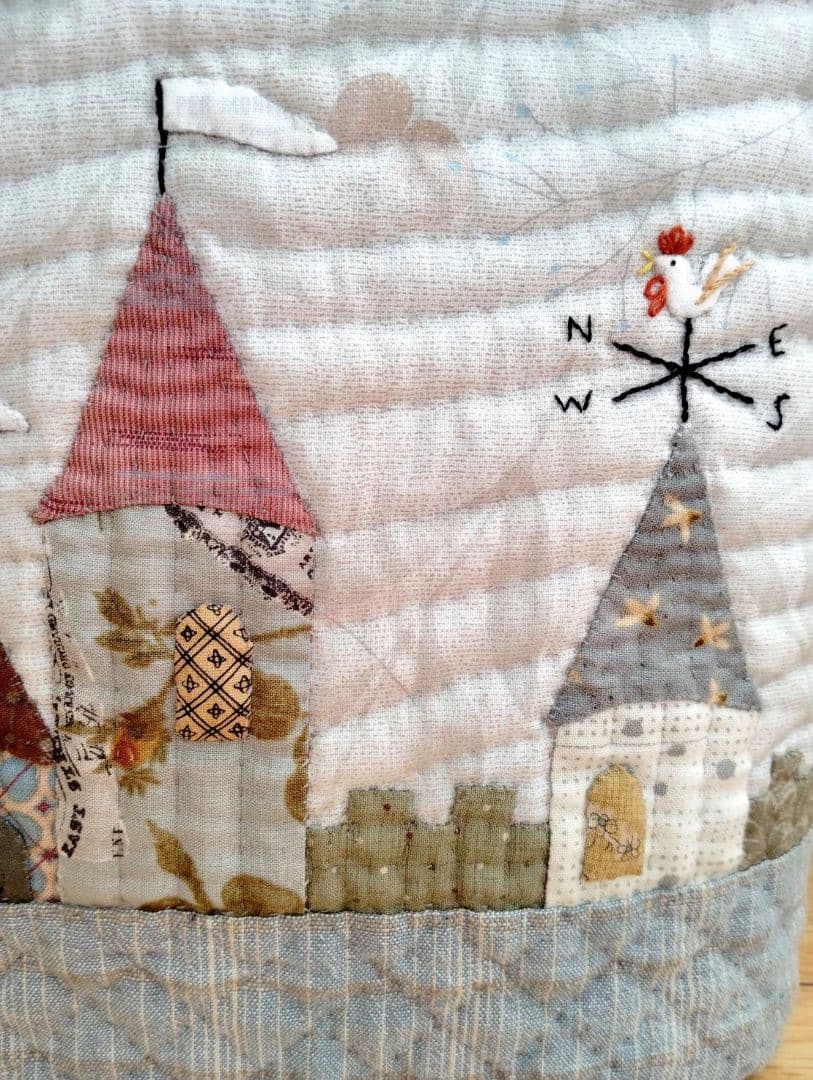 「 風見鶏の見える街 」トートバッグ パッチワーク ハンドメイド テシゴト