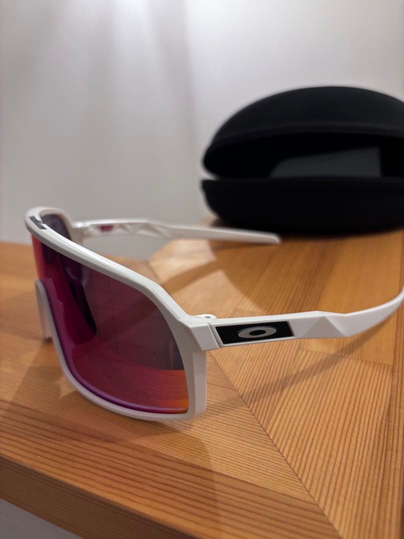 Oakley サングラス ホワイト/マルチカラー ケース付き