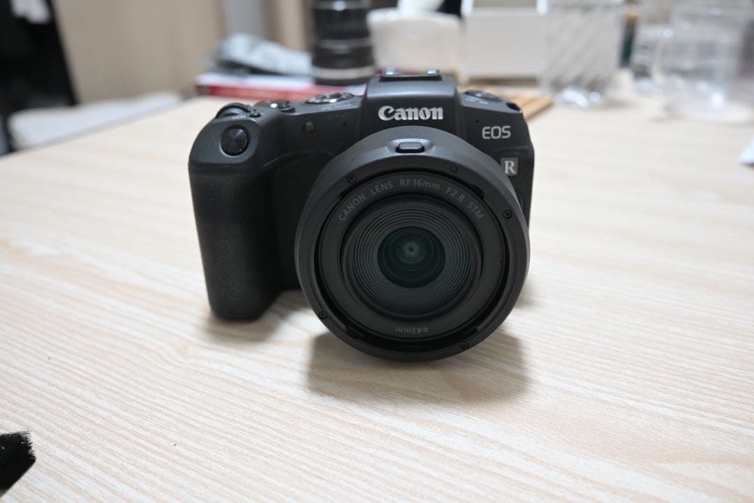 Canon EOS RP + RF16mm F2.8 STM +19ヶ月保証