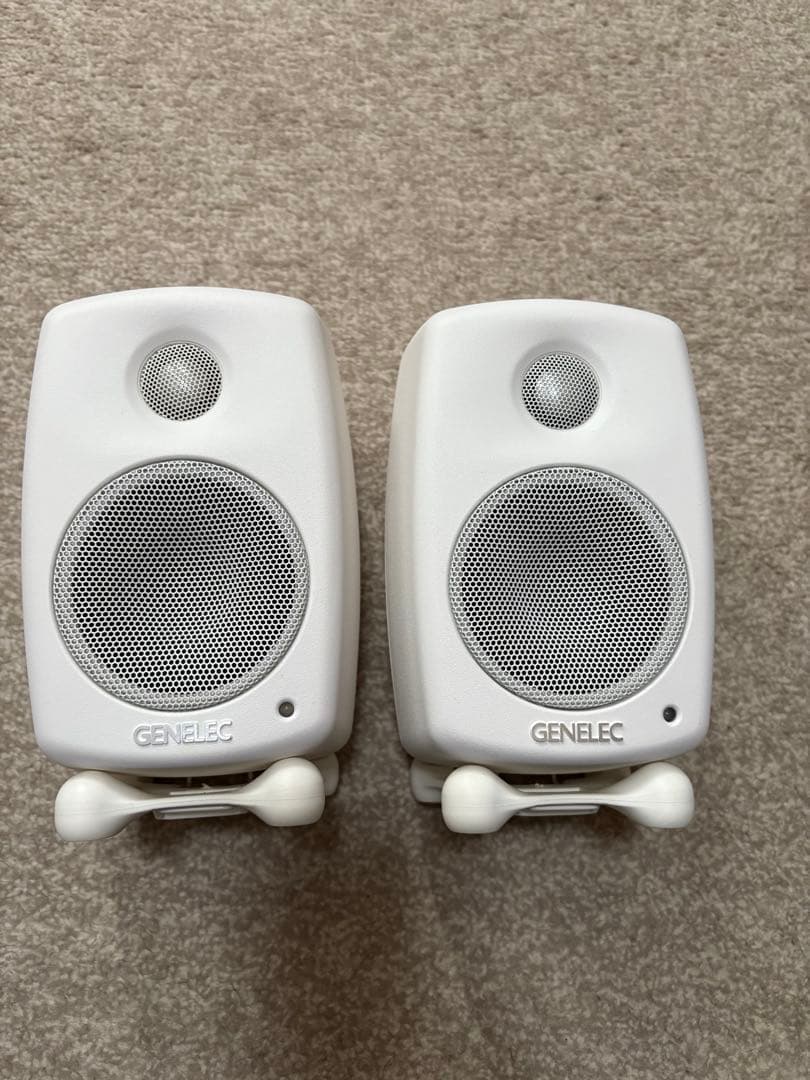GENELEC G One ホワイトスピーカー