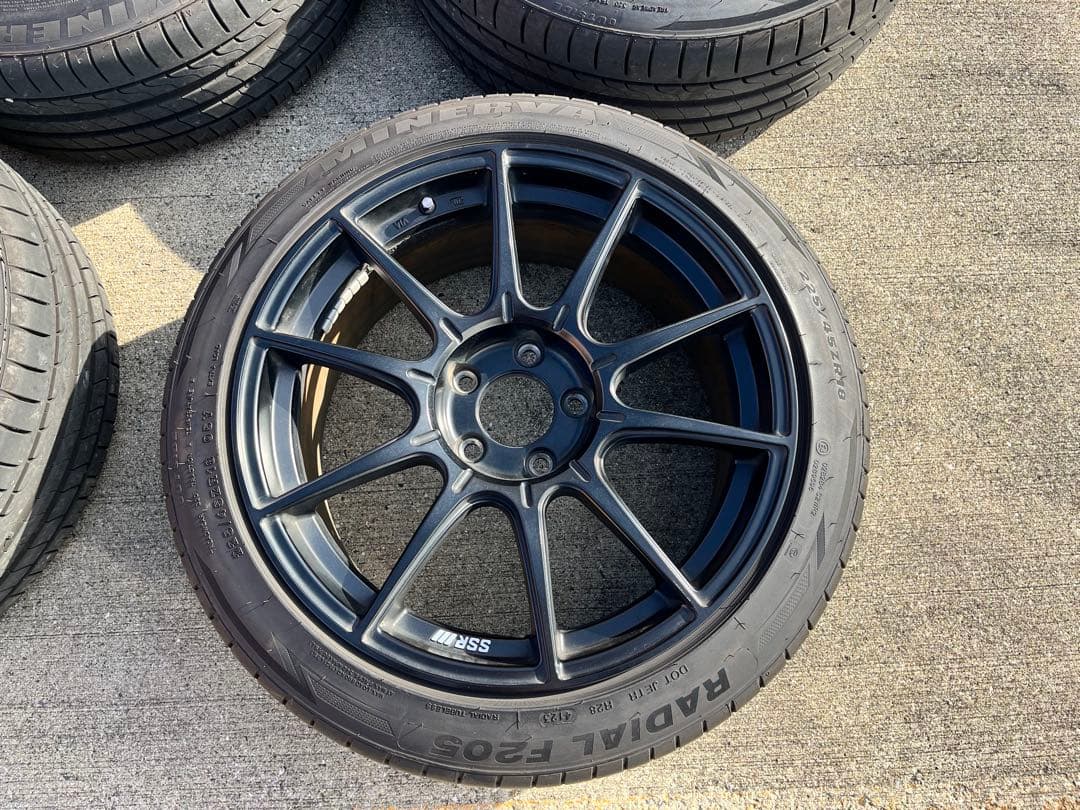 (最終値下げ)SSR GTX01 18×8.5j 114.3-5H 44