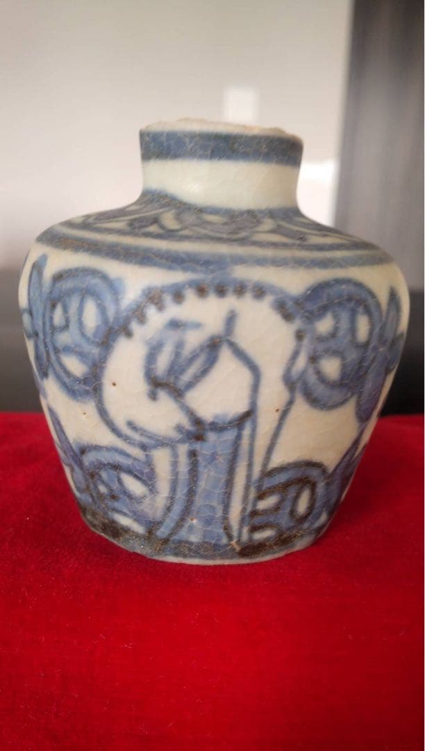 安南　中国美術　古陶磁　古美術　小壷　鹿　青花　振り出し