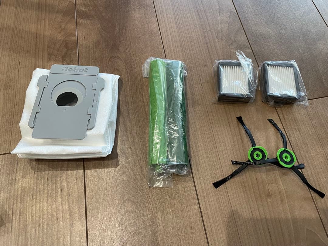 iRobot i3+ 交換パーツキット付属