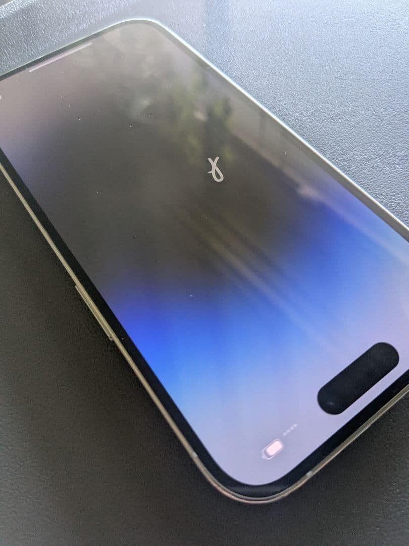 【美品】Apple iPhone 14 Pro シルバー 本体128 SIMフリ