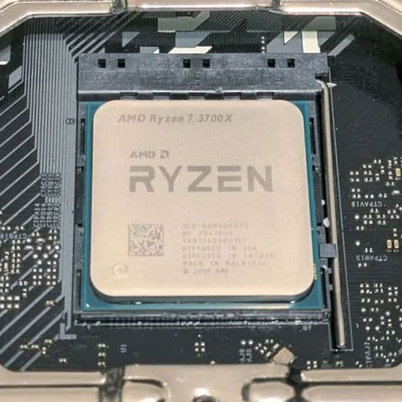 Ryzen 7 3700X AM4 CPUのみ