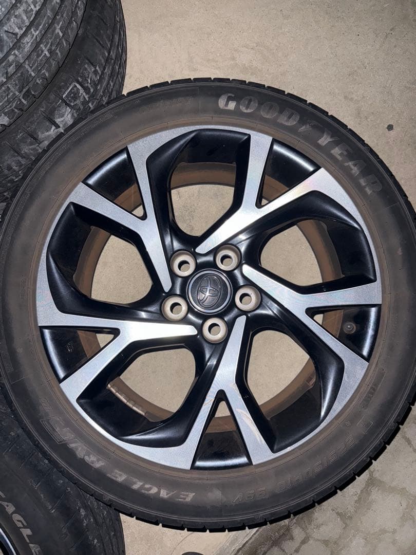 CH-R 純正ホイール 18インチ タイヤセット