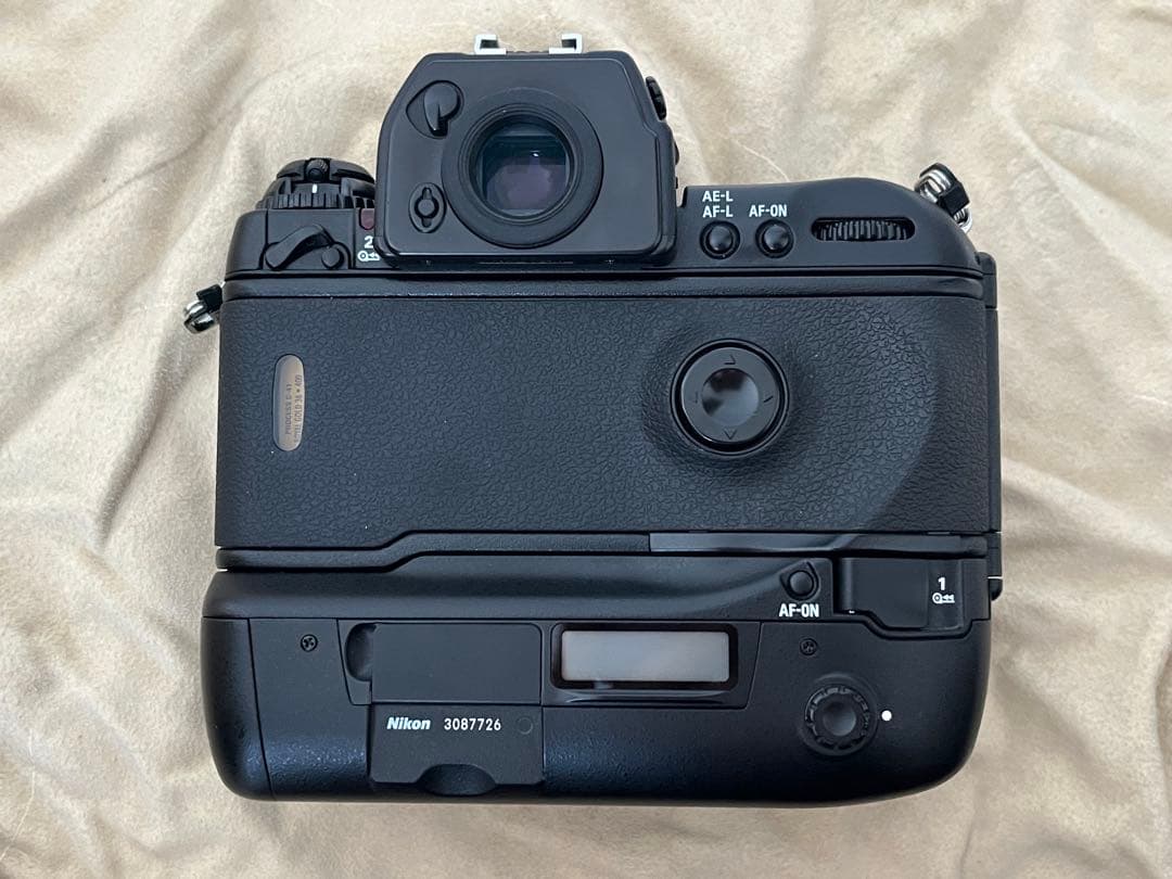 【美品】Nikon F5 一眼レフカメラ 箱付き