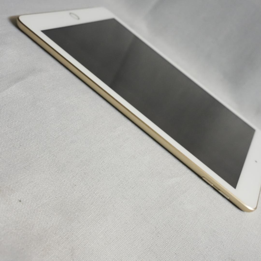 iPad （第５世代）Wi-Fiモデル 32GB ゴールド（充電器 ケース付き