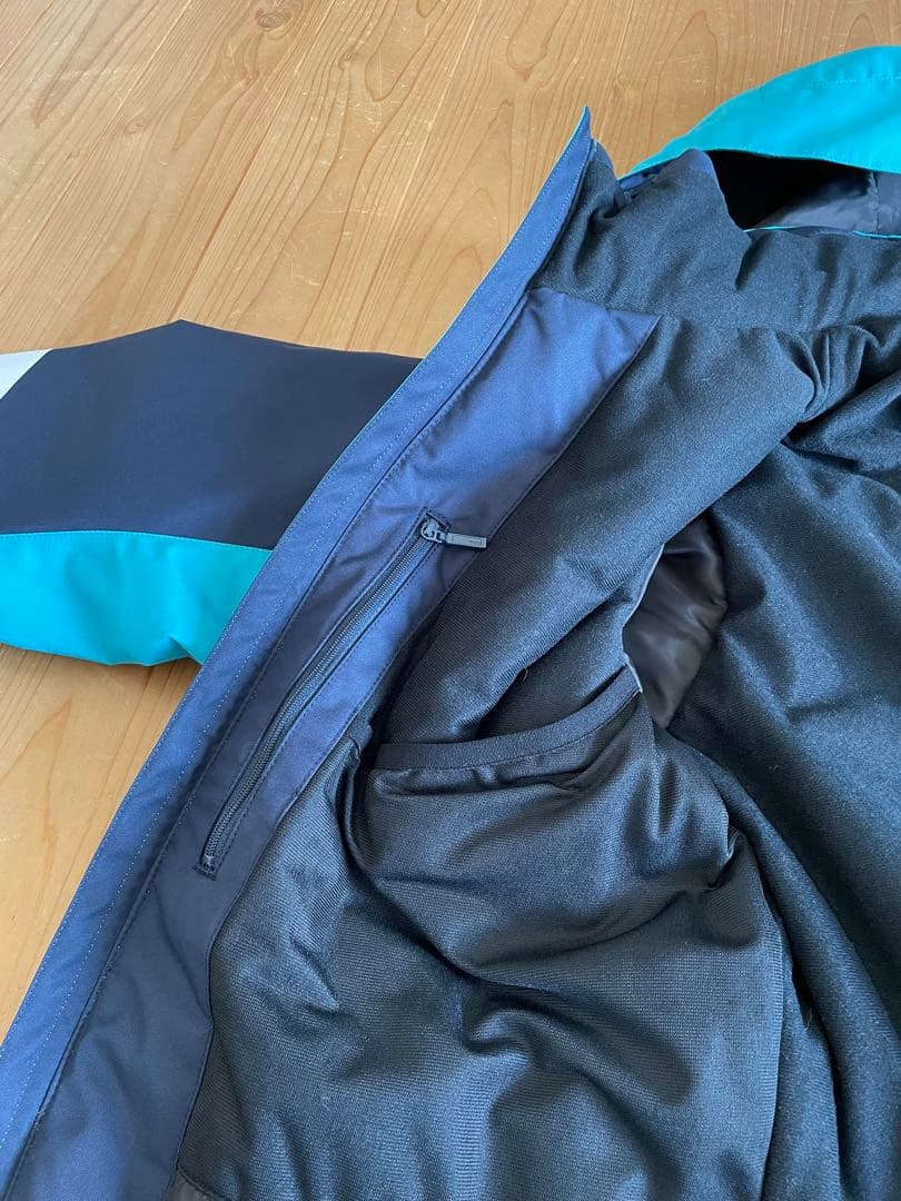 ✳︎meme✳︎新品　MIZUNO レディース　Mサイズ　スキーウェア