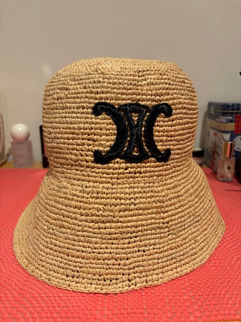 CELINE トリオンフ バケットハット / ラフィア