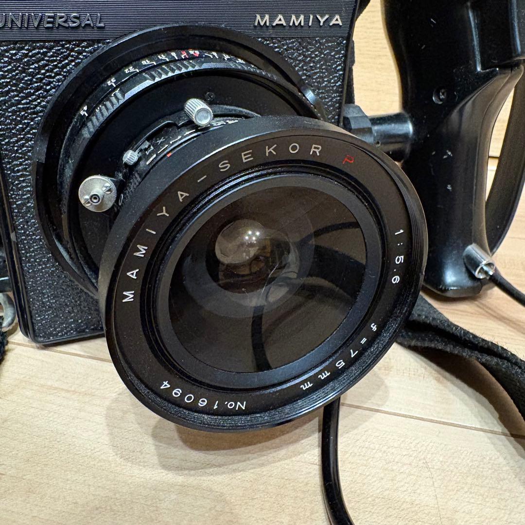 N*A様 【レア】MAMIYA マミヤユニバーサルプレス　中判フィルムカメラ　付
