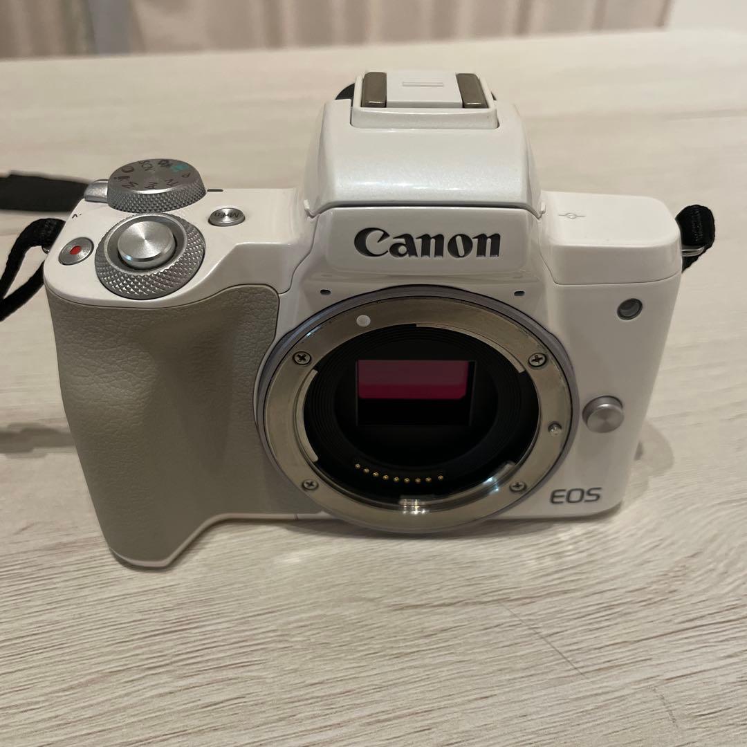 Canon EOS Kiss Mホワイト/箱無し ダブルレンズキット