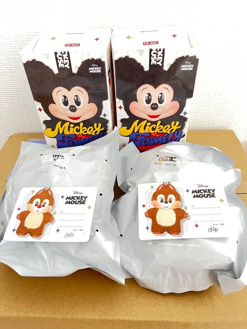 POPMART MickeyFamily ディズニーキーチェーン チップとデール