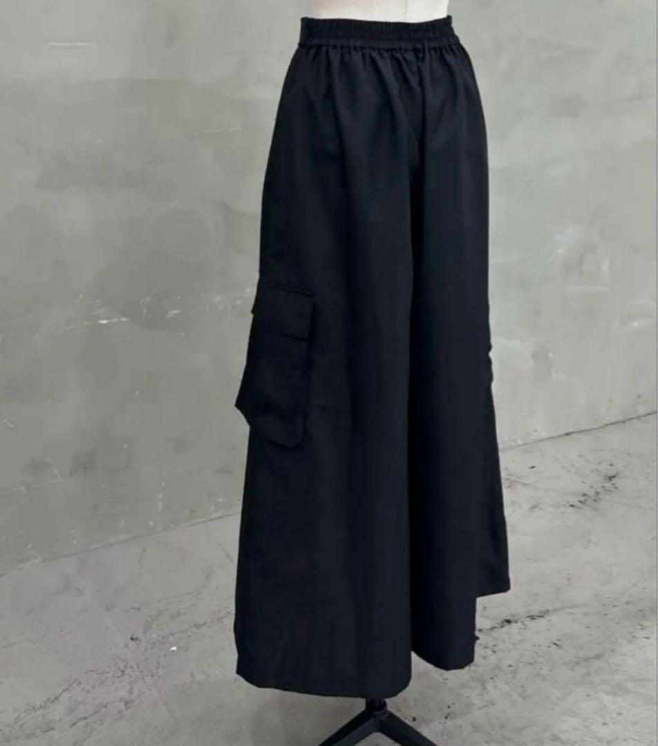 【miiiyu】Lig. wide cargo pants ブラック