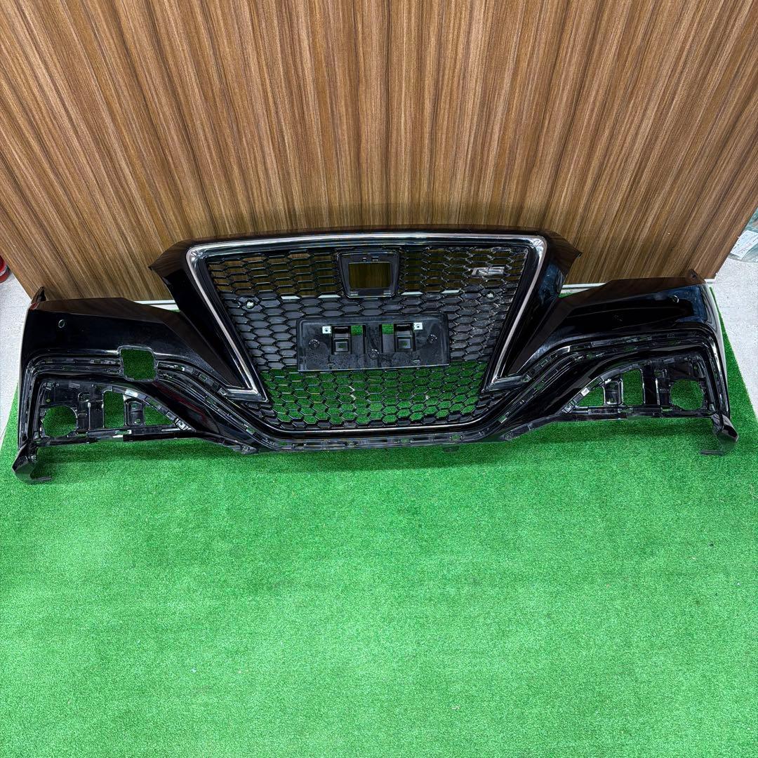 トヨタ　クラウン　ARS220 フロントバンパー　52119-30N30 (2)