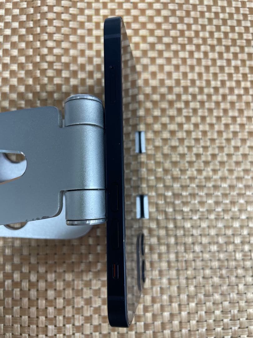 iPhone 12 mini 64 GBブラックSIMフリー【4150】