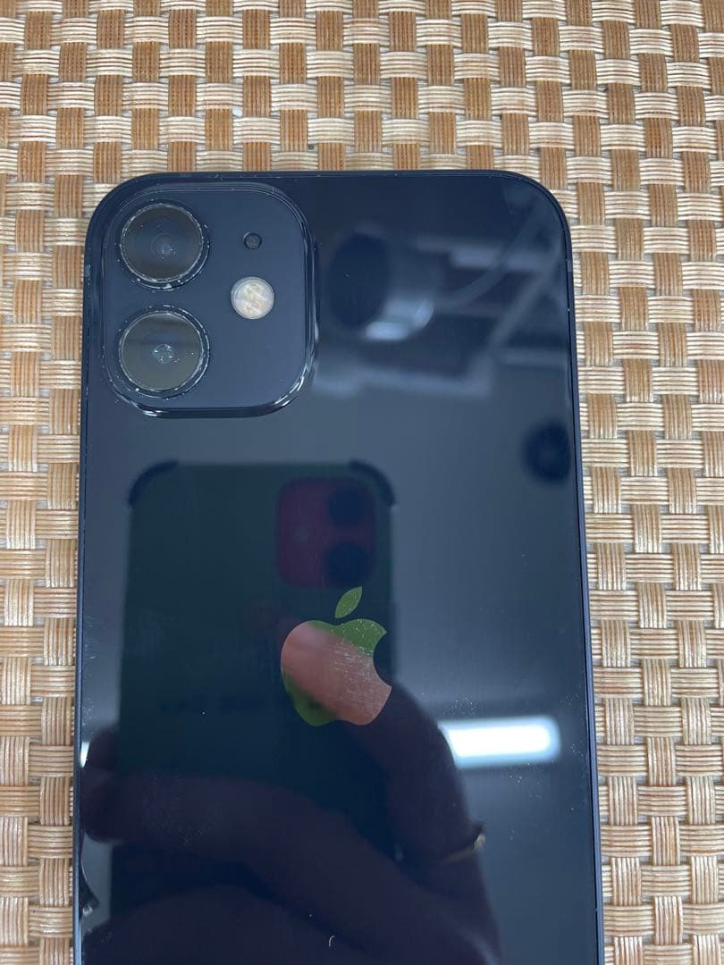 iPhone 12 mini 64 GBブラックSIMフリー【4150】