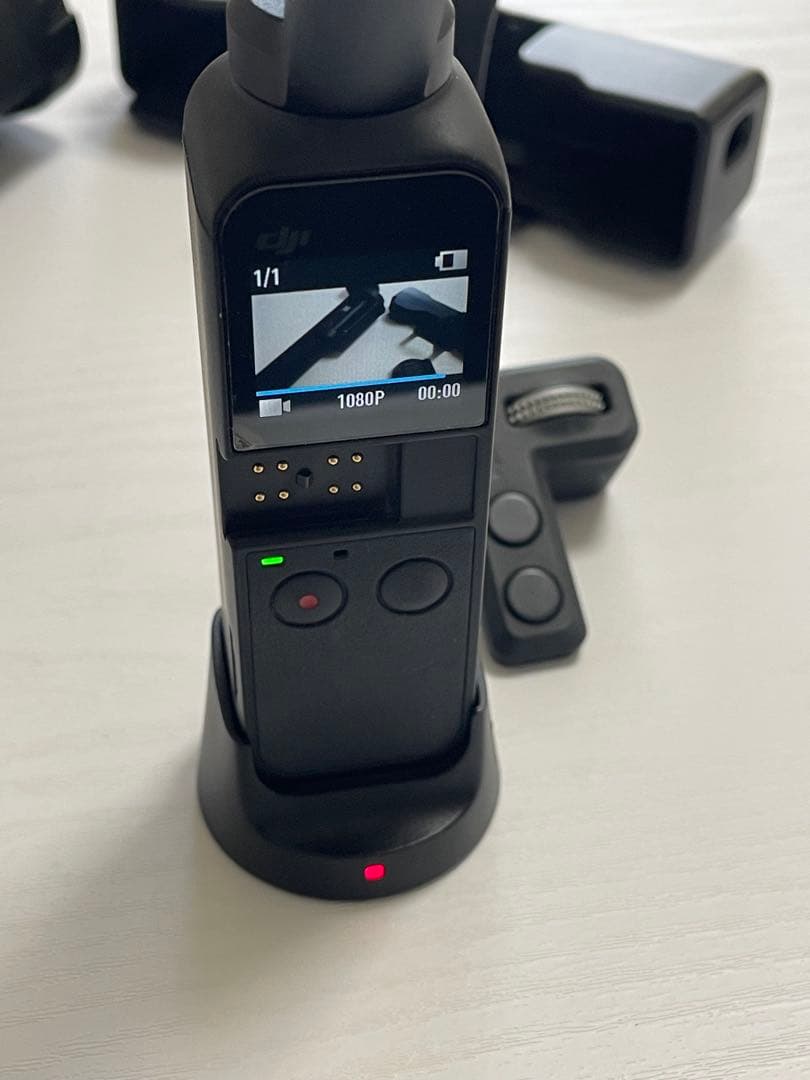 美品★DJI OsmoPocket 本体＋アクセサリーセット（箱あり）動作確認済
