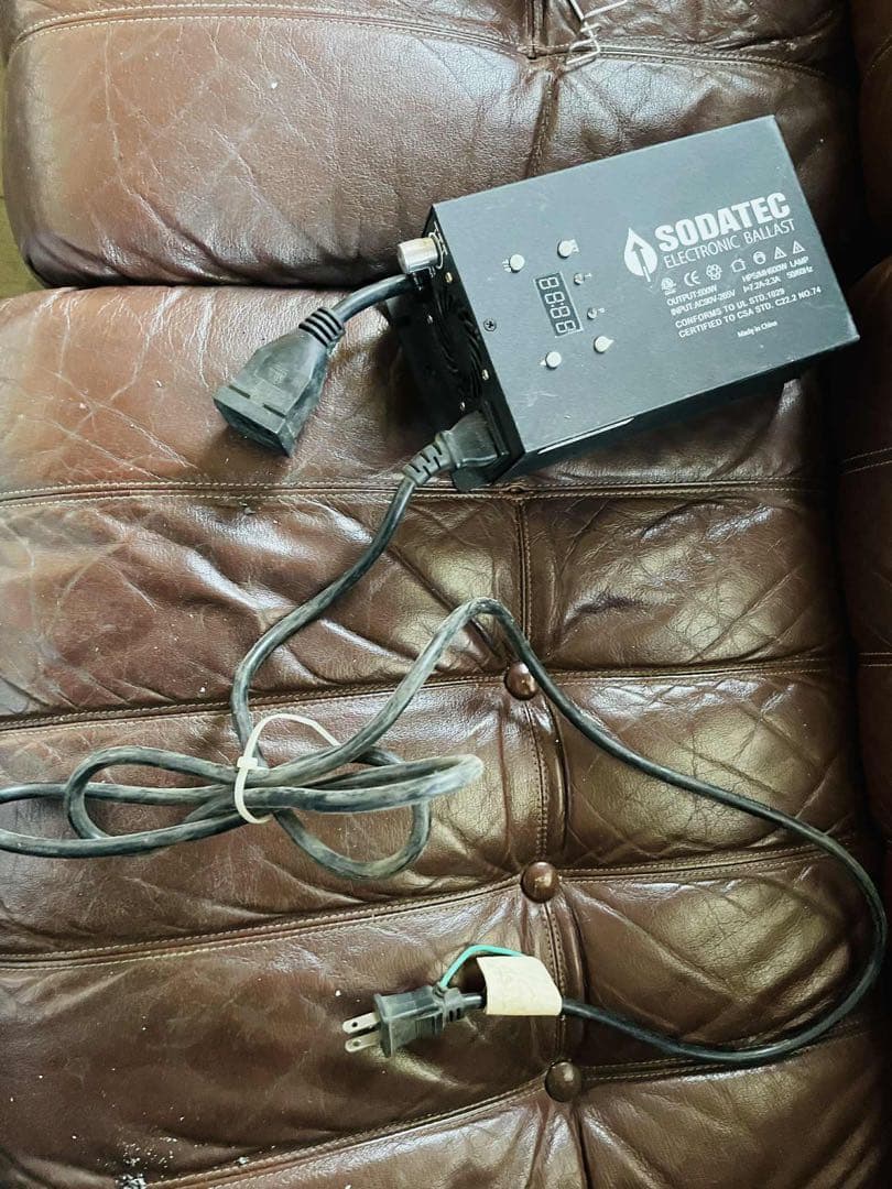 ソダテックコンセント付きsodatec electronballast 600w