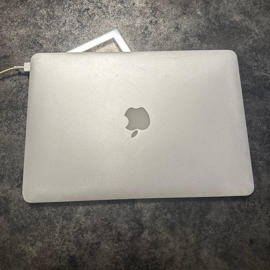 高スペ　MacBook Air 13 Corei7 メモリ8GB 256GB