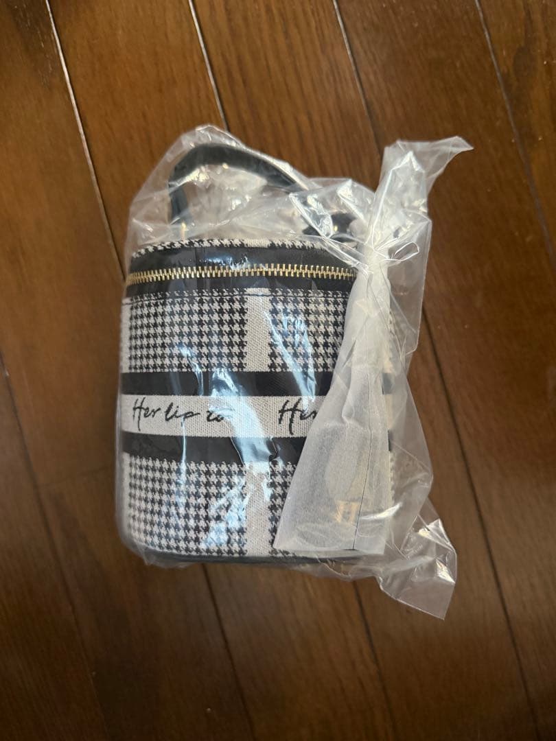 【即日発送】Herlipto Jacquard mini Vanity Bag