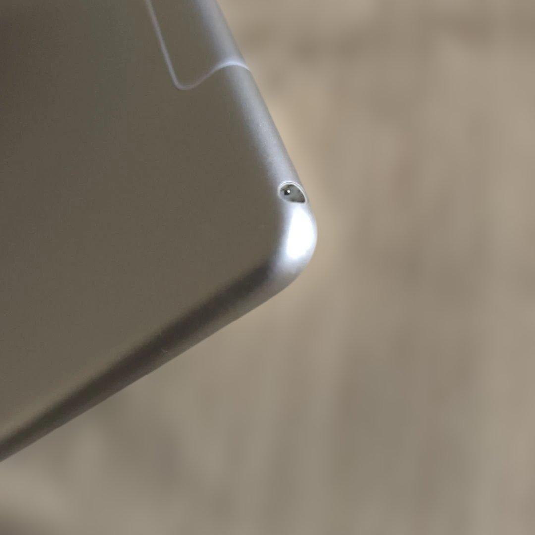 ま*こ様 iPad Air第3世代/64GBWi-Fi＋Cellularモデル