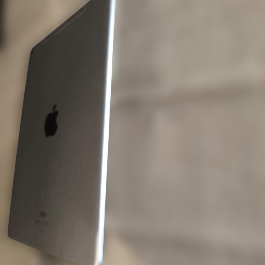 ま*こ様 iPad Air第3世代/64GBWi-Fi＋Cellularモデル