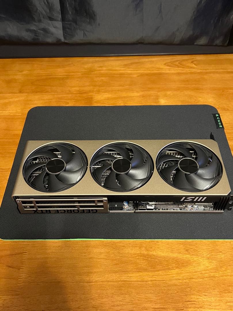 GeForce RTX™ 5080 16G INSPIRE 3X