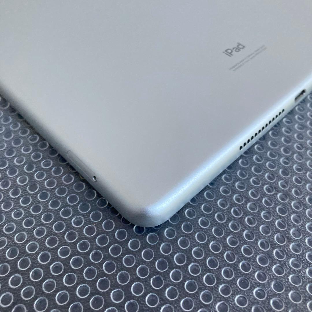 3590【早い者勝ち】電池良好☆iPad8 第8世代 32GB WIFIモデル☆