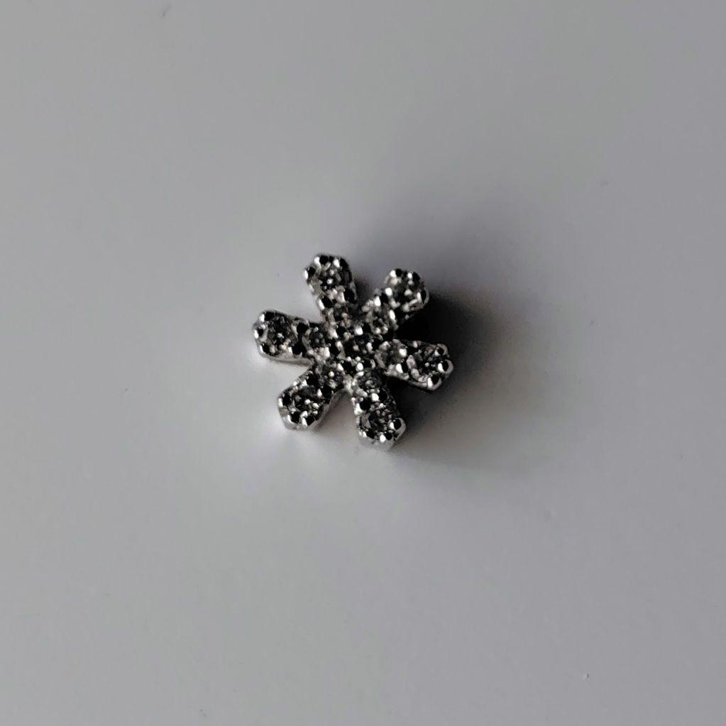 ダイヤモンド　18K 刻印　ネックレスチャーム　TAKE-UP 雪の結晶　スノー