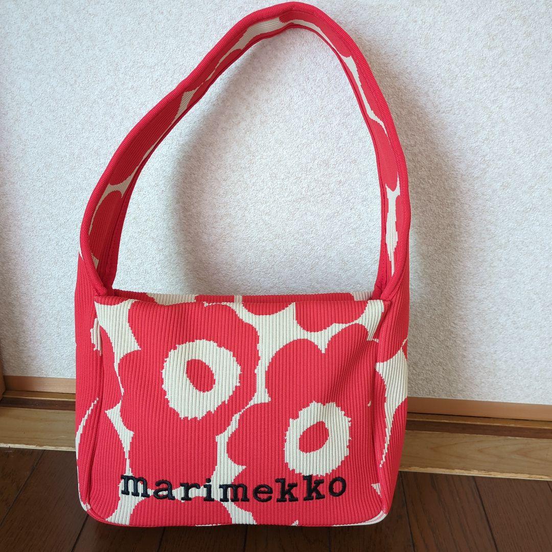 marimekko 花柄ショルダーバッグ
