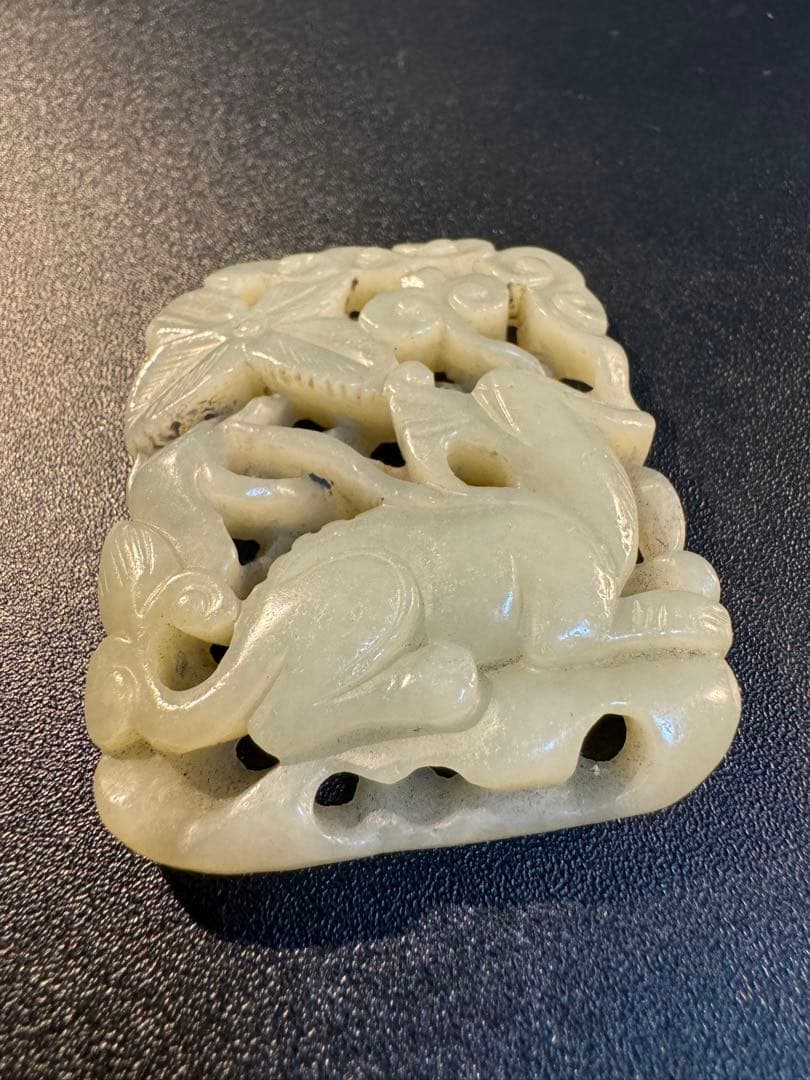 犬　本玉 天然石古砡 和田玉 清時代中国古美術骨董 雕刻 開運風水 極細工