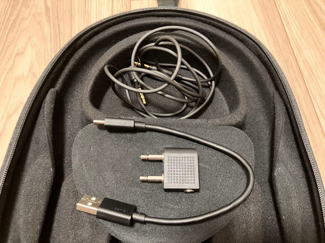 SONY WH1000XM5 ソニーヘッドホン 美品