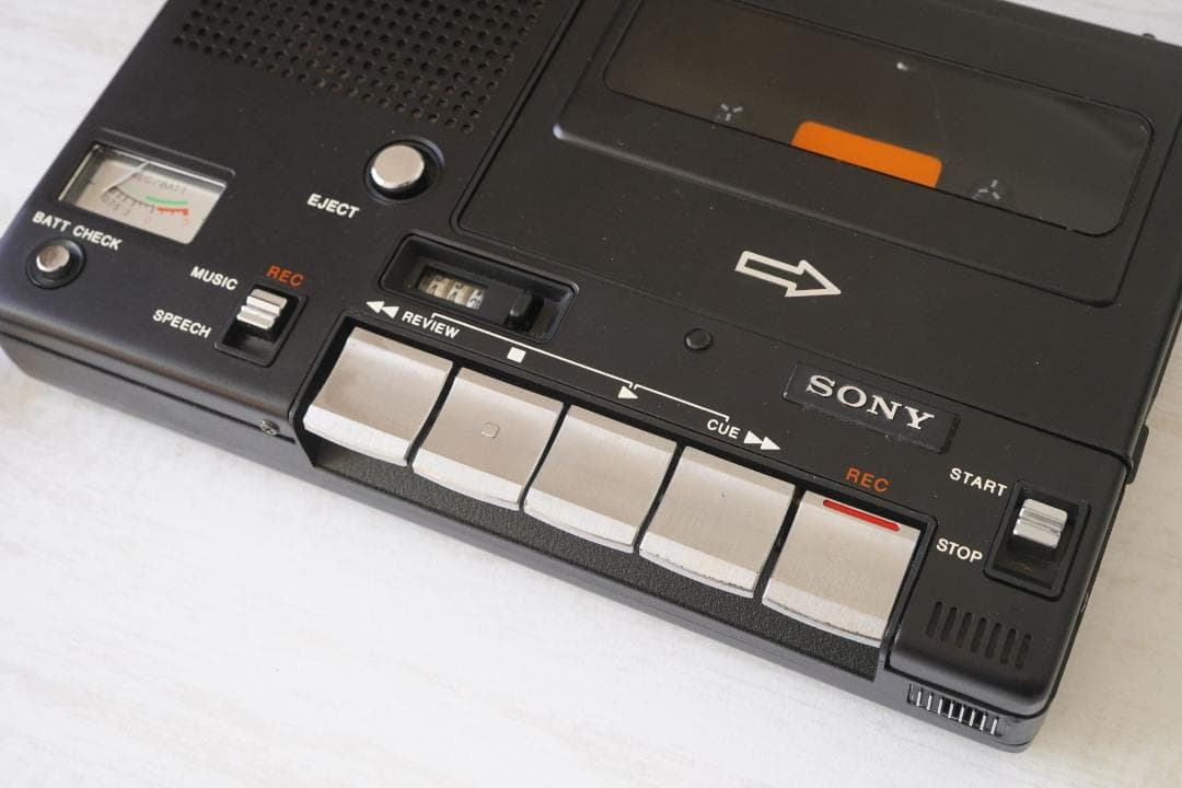 動作品 SONY カセットレコーダー・TC-1100B 日本製カセットプレーヤー