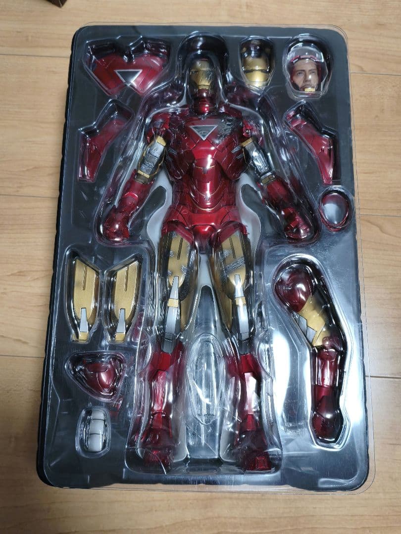 ホットトイズ アイアンマン マーク6