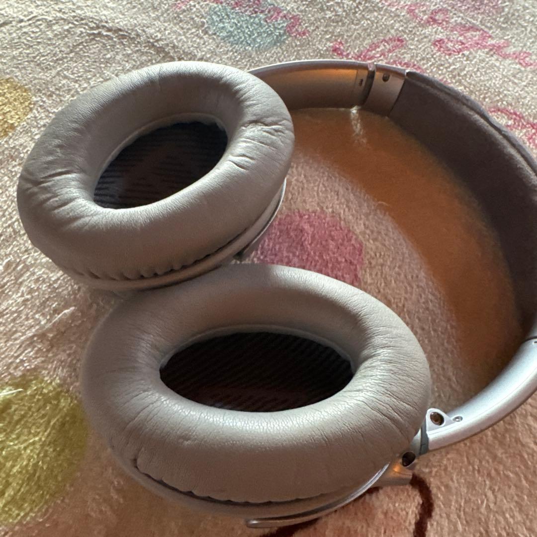 な*ー様 BOSE Quietcomfort35 IIワイヤレスイヤホンblue