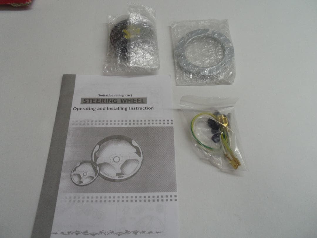 【未使用】momo プロトタイプ ステアリング ZHC-SWM002BK