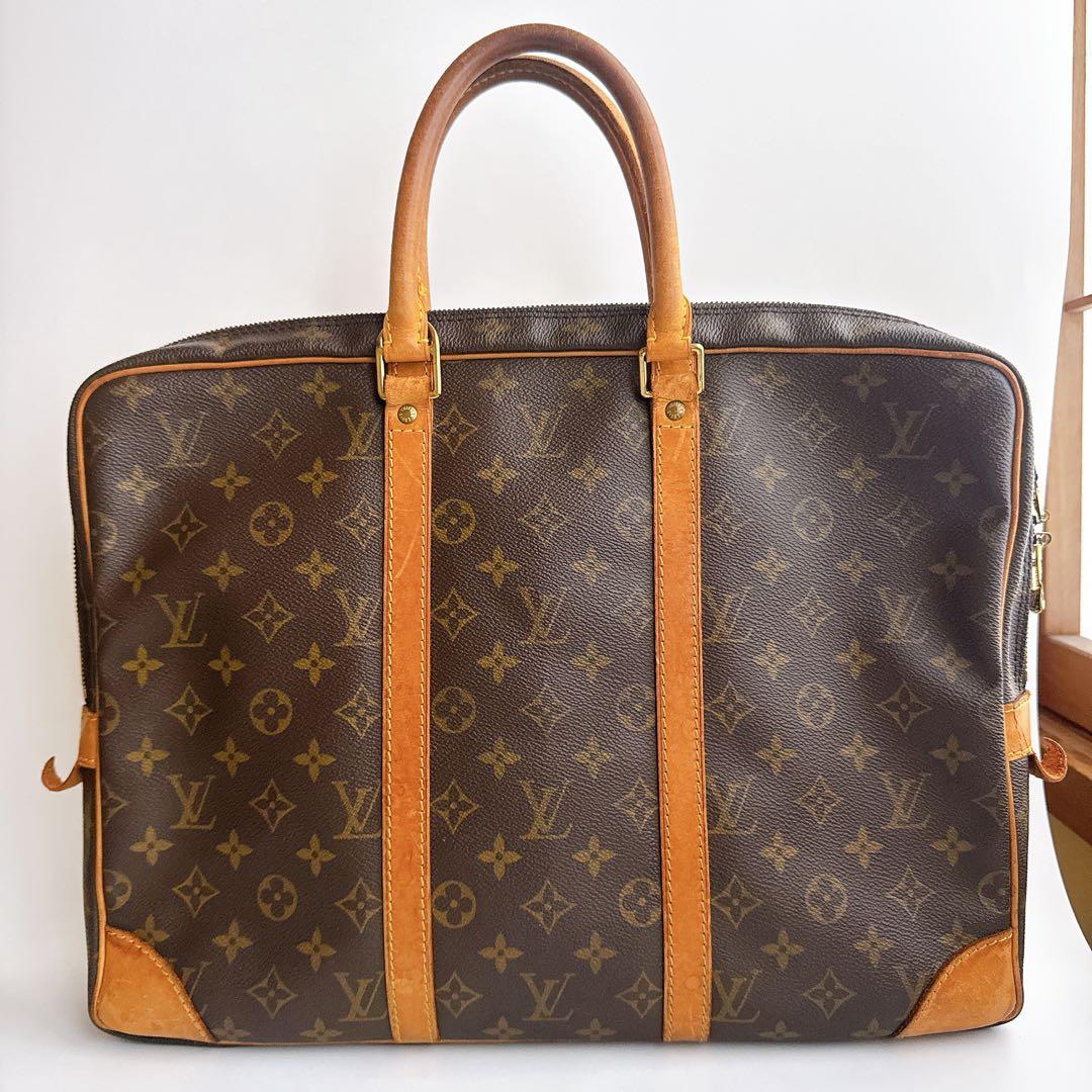 ルイヴィトン モノグラム ポルトドキュマン ヴォワヤージュ PD ビジネスバッグ