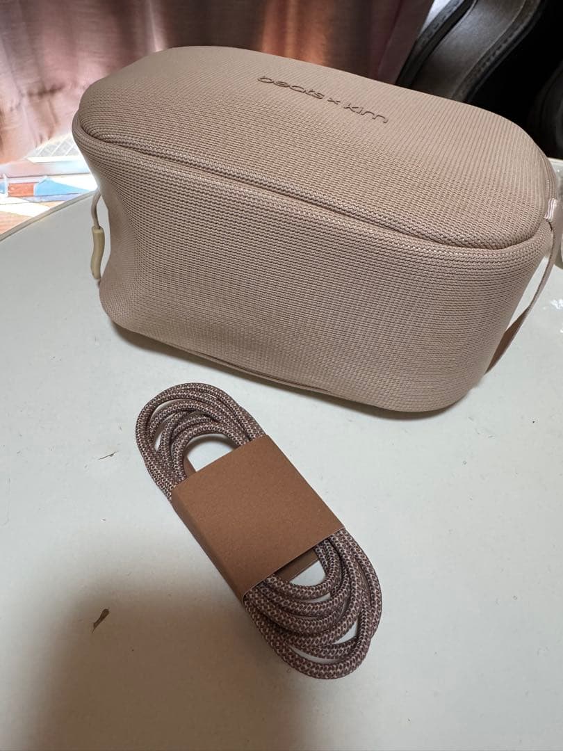 Beats studio pro キムカーダシアン