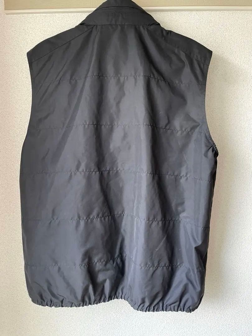 【未使用】PAPAS ベスト　フード付き