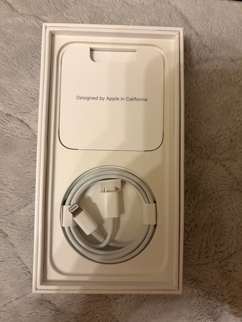 Apple iPhone 13 ホワイト 本体 128GB 付属品あり