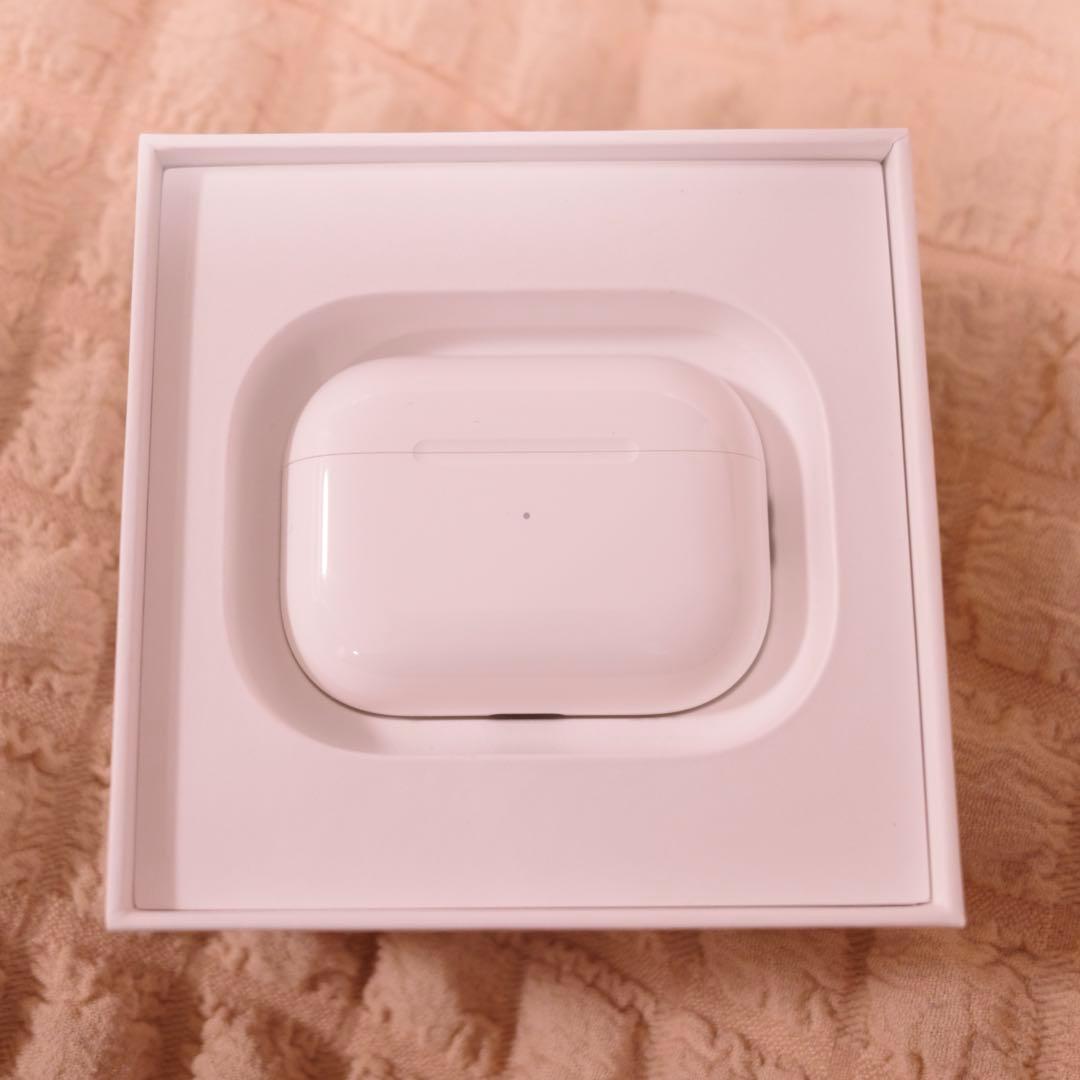 Apple AirPods Pro 2 w/ MagSafe充電ケース/USBC