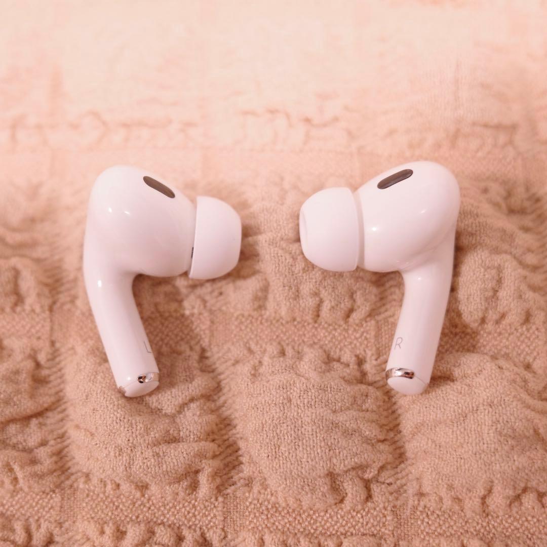 Apple AirPods Pro 2 w/ MagSafe充電ケース/USBC