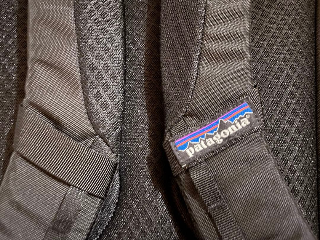 ダ*ズ様 【美品】パタゴニア　トレスパック25 ブラック