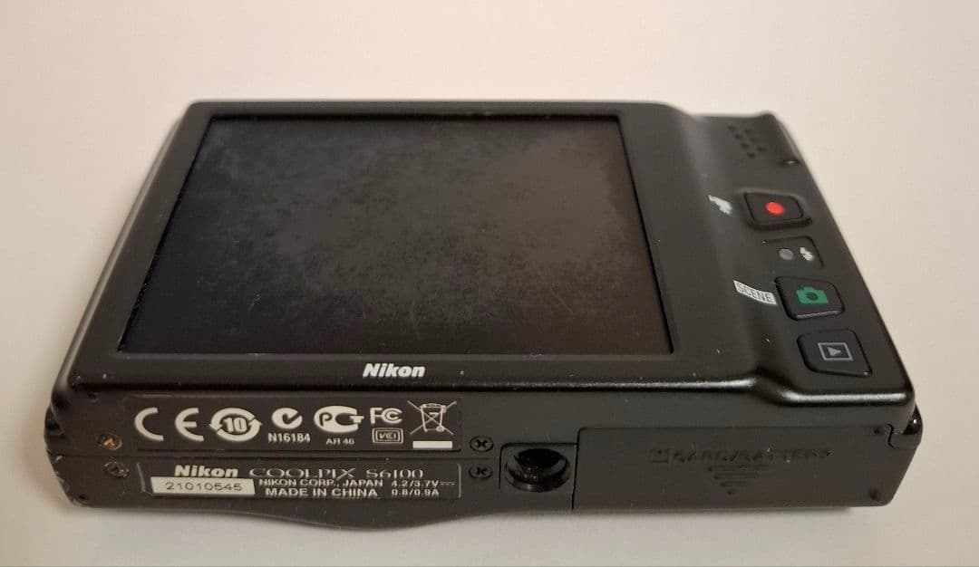 ニコン NIKON COOLPIX S6100 デジタルカメラ