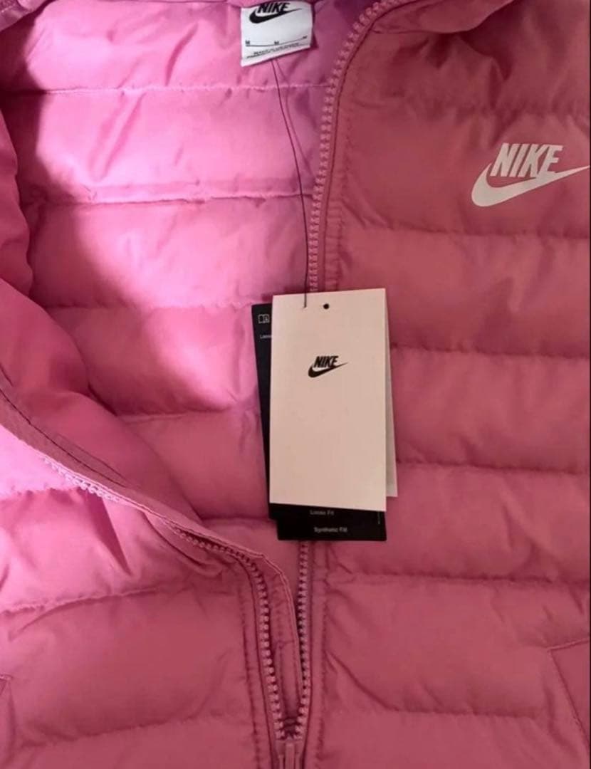 NIKEピンクダウン　150M