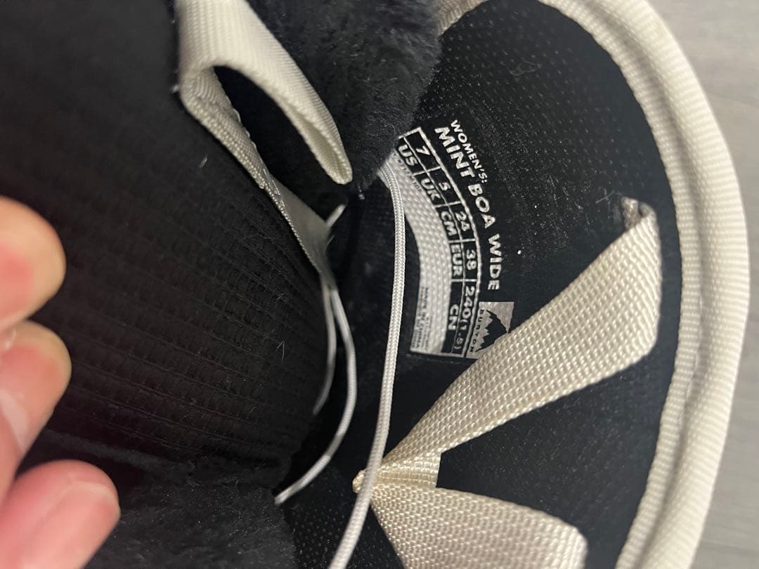 スノーボードブーツ 女性用　レディース　バートン　24.5