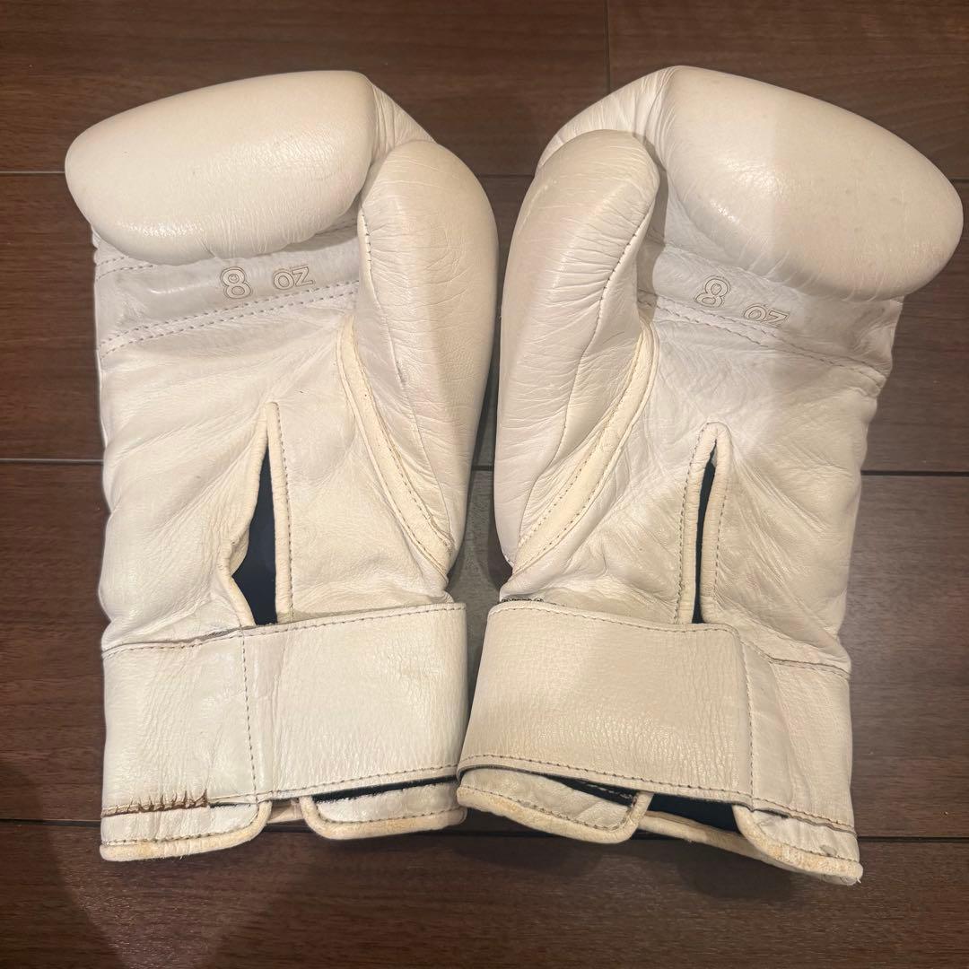 Winning ボクシンググローブ 8oz ホワイト