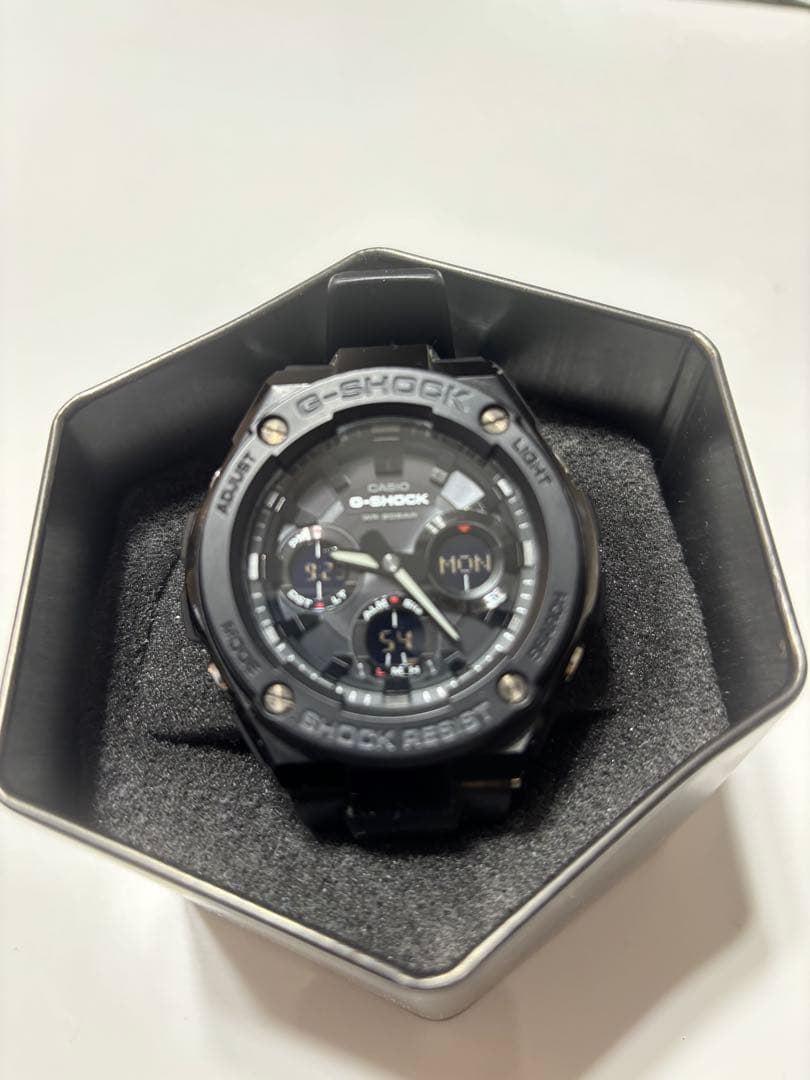なお0877　G-SHOCK GST-S100G