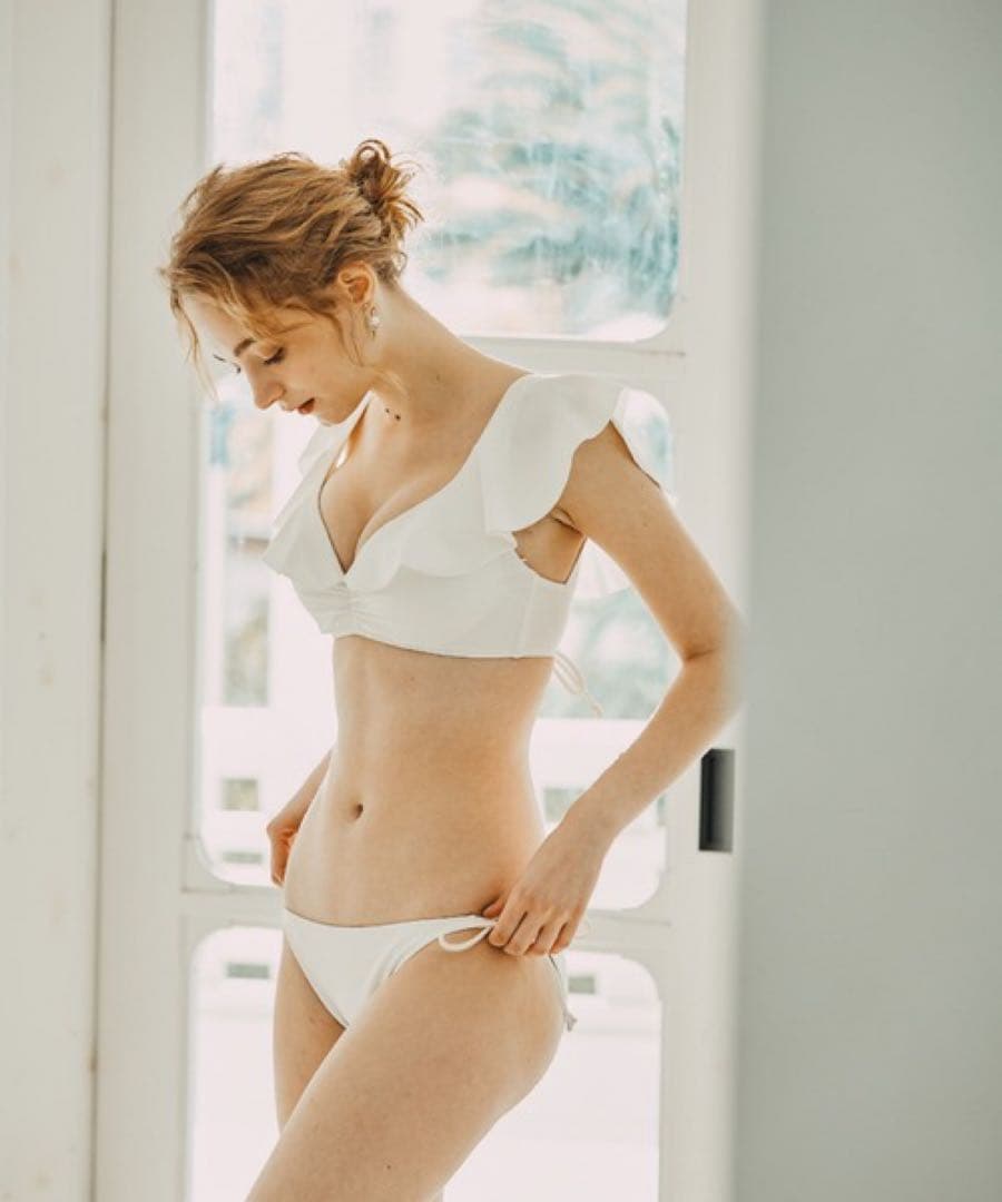 水着・ラッシュガード a